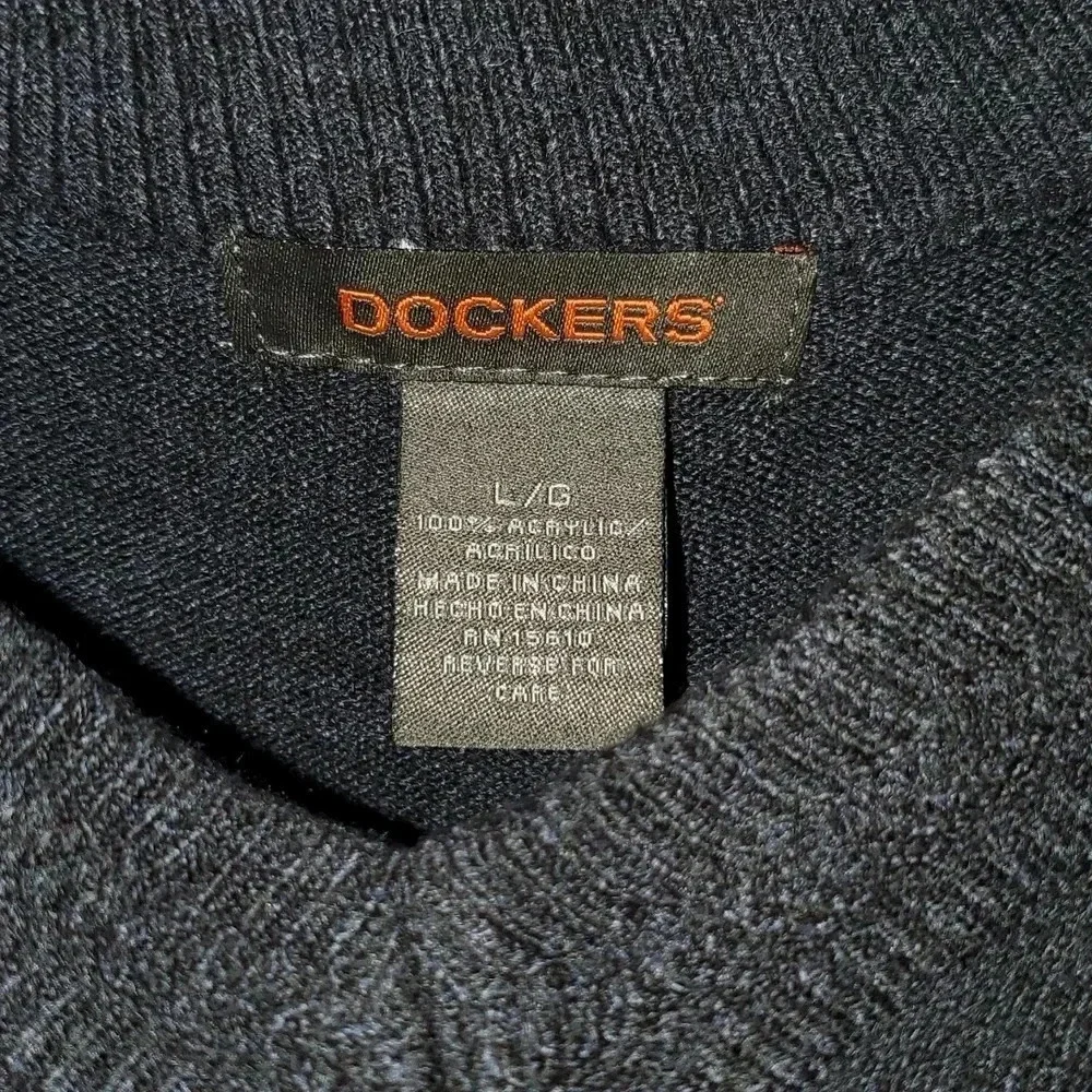 Dockers sweater vest Classic V-neck design suitable for layering Mens Size Large - Picture 2 of 2